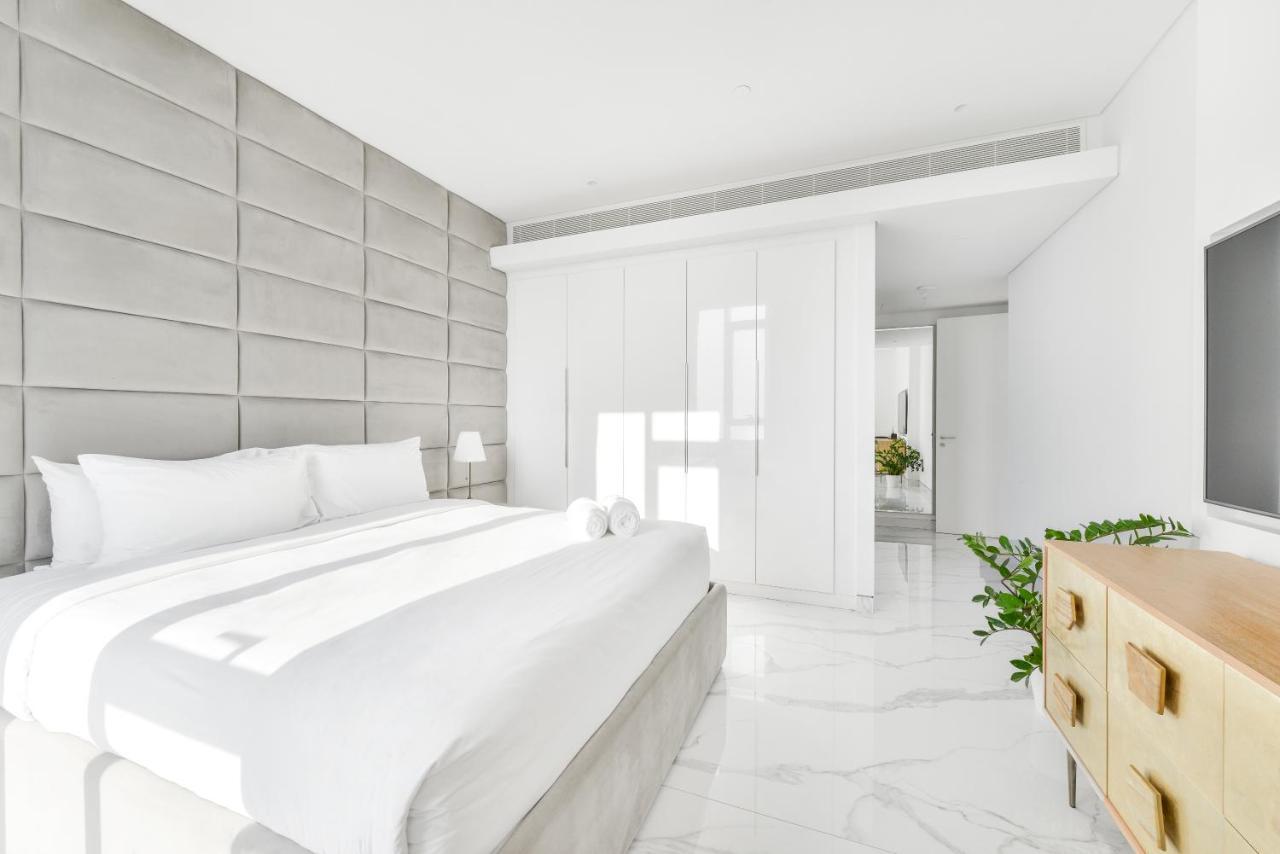 Luxe 3 Bedroom Oceanfront Apartment In The Heart Of Bluewaters Island Dubaï Extérieur photo