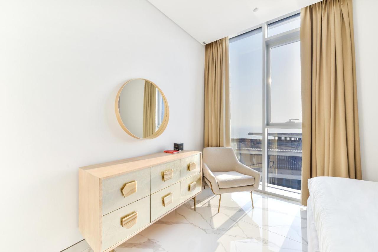 Luxe 3 Bedroom Oceanfront Apartment In The Heart Of Bluewaters Island Dubaï Extérieur photo
