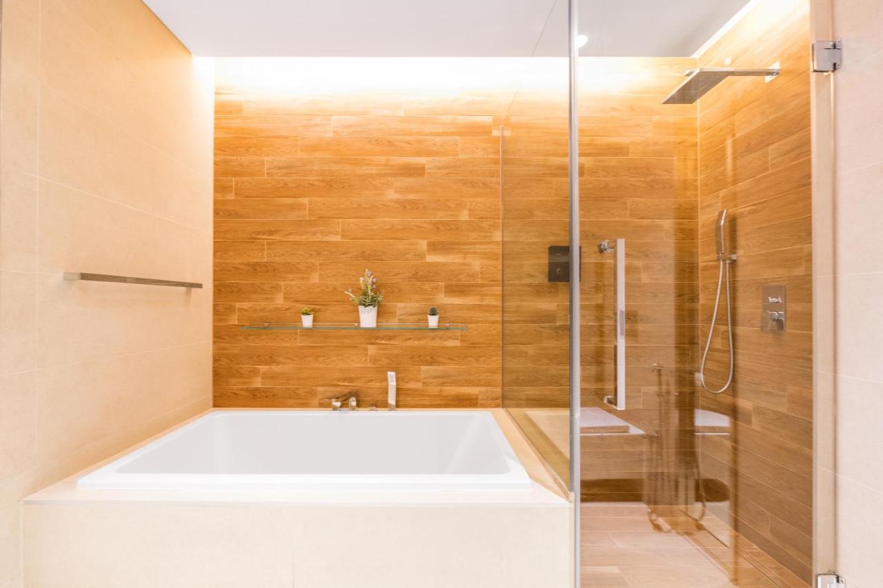 Luxe 3 Bedroom Oceanfront Apartment In The Heart Of Bluewaters Island Dubaï Extérieur photo