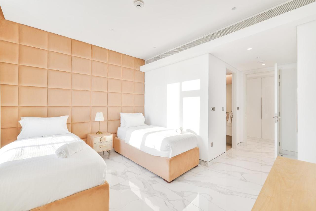 Luxe 3 Bedroom Oceanfront Apartment In The Heart Of Bluewaters Island Dubaï Extérieur photo
